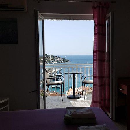 Apartments Bocin Rosso Hvar Town Exterior foto